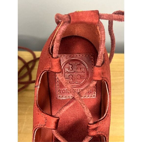 Tory Burch Women's High Heels Wedge Espadrilles Pompoms Satin Merlot Shoes 5.5 - Picture 7 of 12